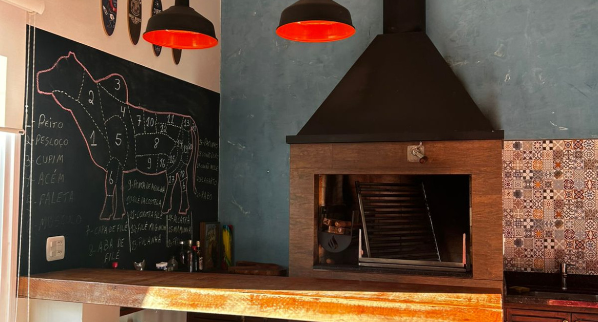 Casa de esquina alto padrão - Rua Barão do Rio Branco