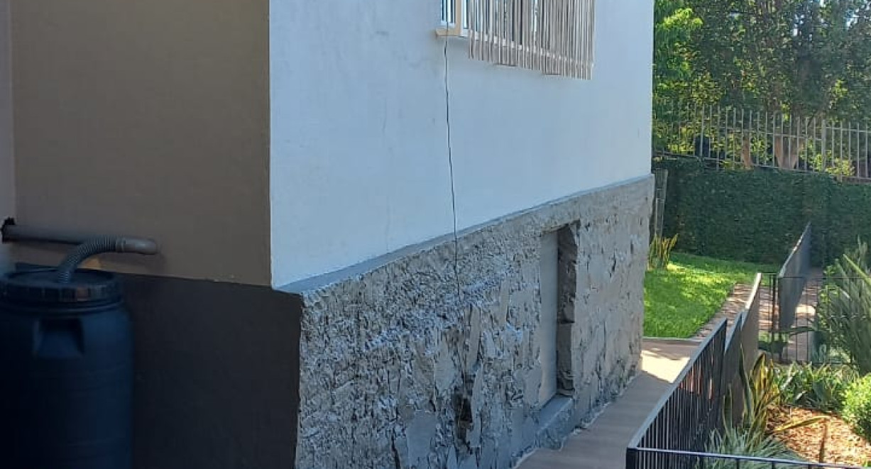 Casa semi mobiliada para locação no centro. - Rua João Dahne