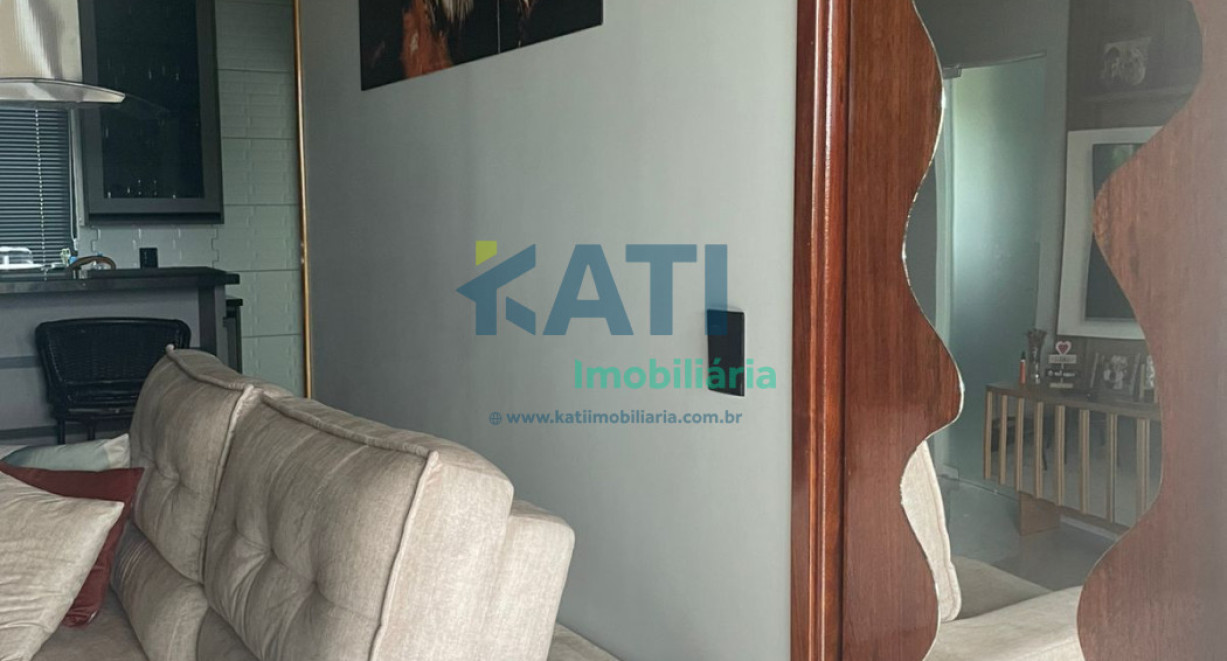 Apartamento mobiliado para locação - Rua Alvino Bieler