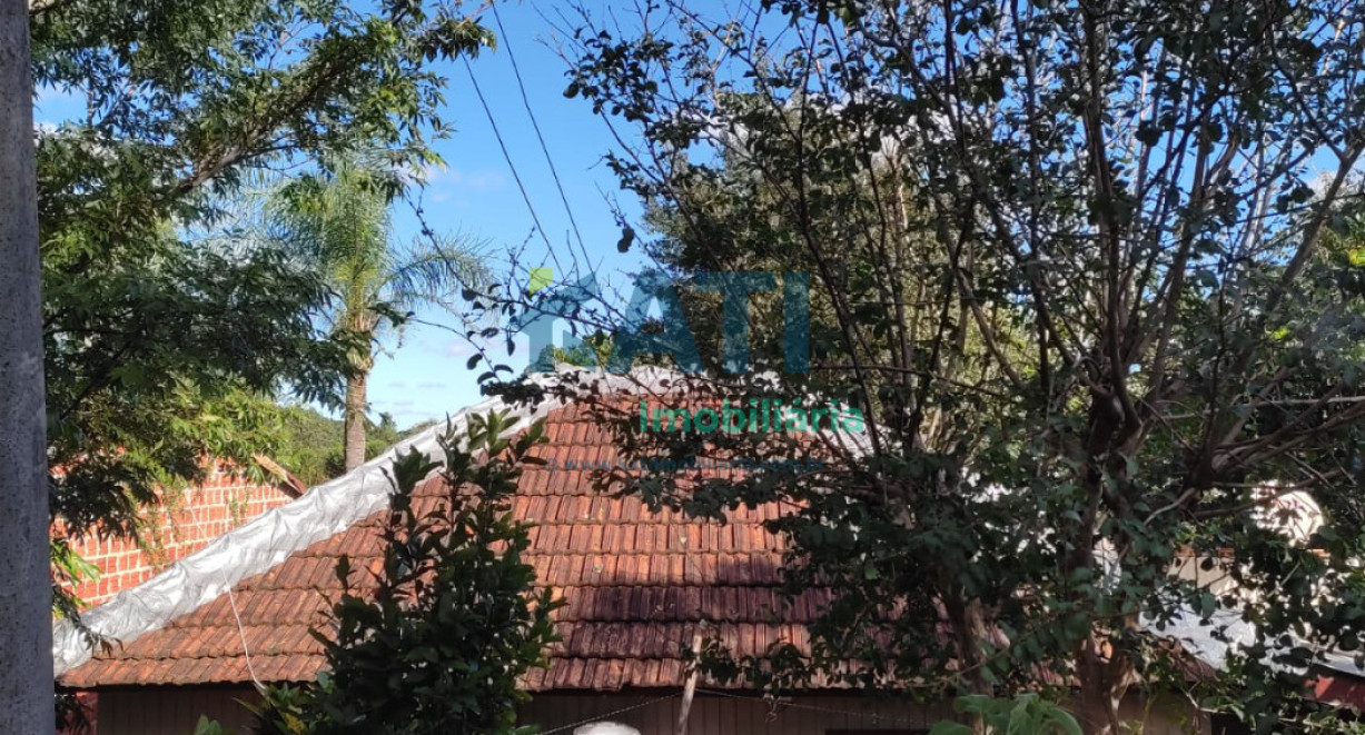 Terreno. A casa não esta sendo valorizada. - Rua Artur José Werlang