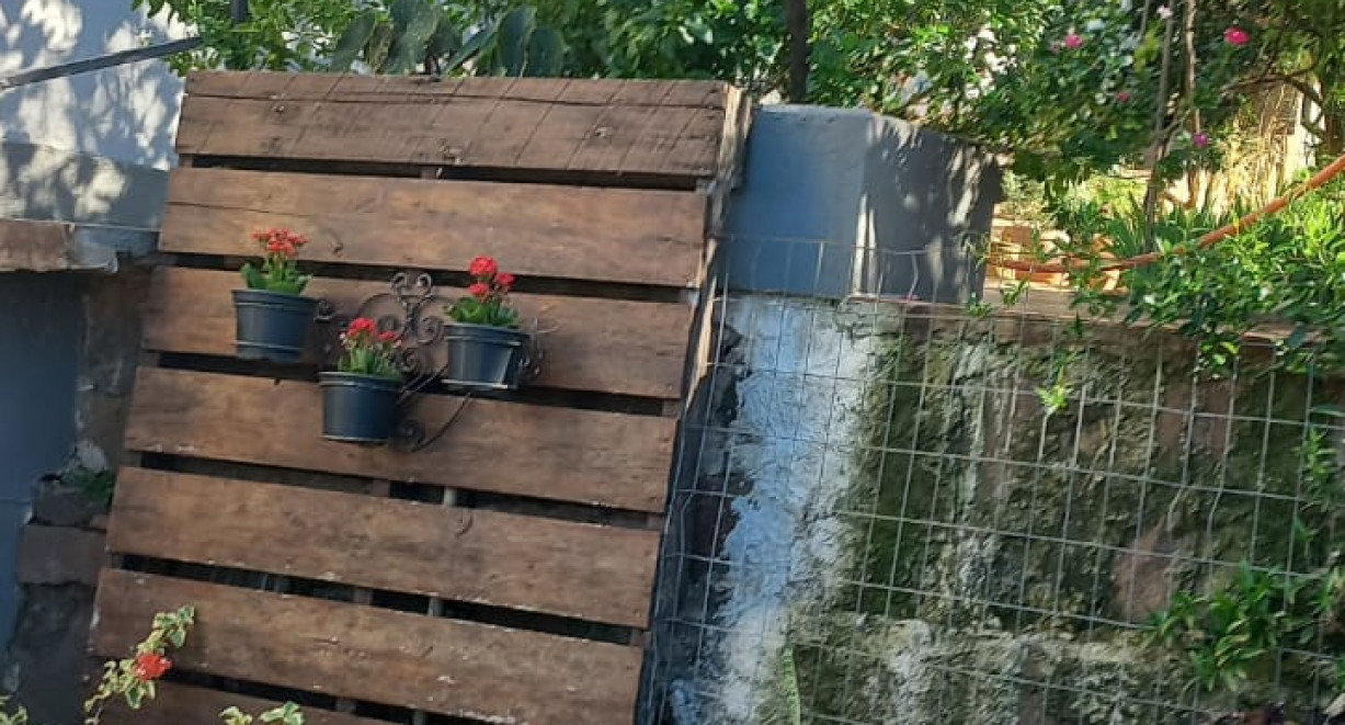 Casa semi mobiliada para locação no centro. - Rua João Dahne
