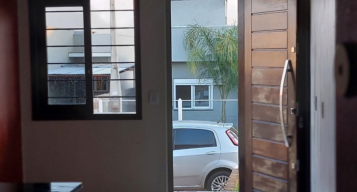 Casa no Lot. Caminho das Águas - Rua das Guajuviras