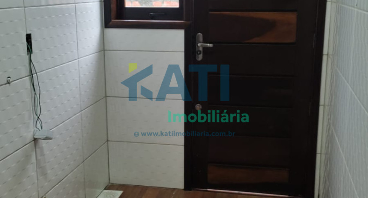 Casa para locação no Figueira - Rua da Arapongas
