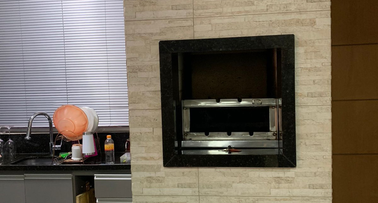 Apartamento à venda no Ed. Dawos - Av Santa Cruz