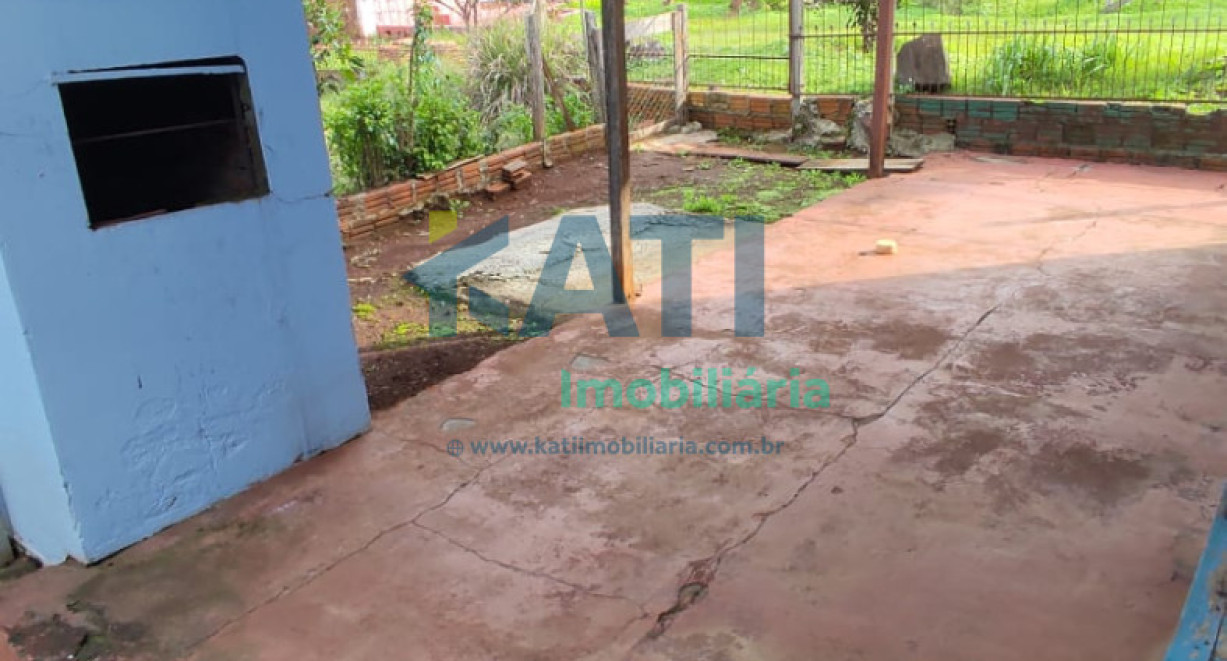 Casa na Sulina, com terreno amplo - Rua Guilherme Kroth