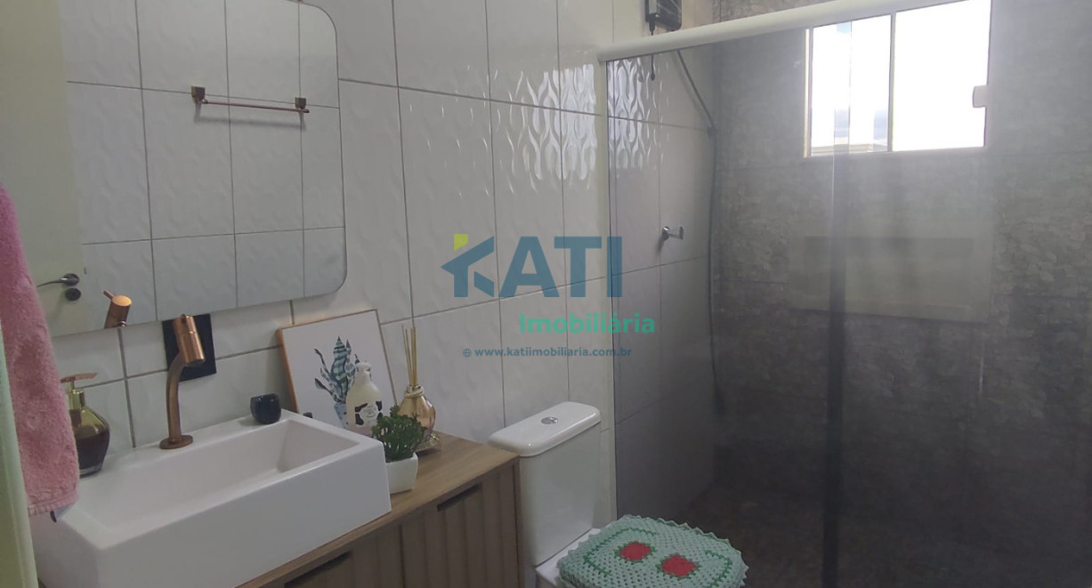 Apartamento mobiliado para locação - Rua Alvino Bieler