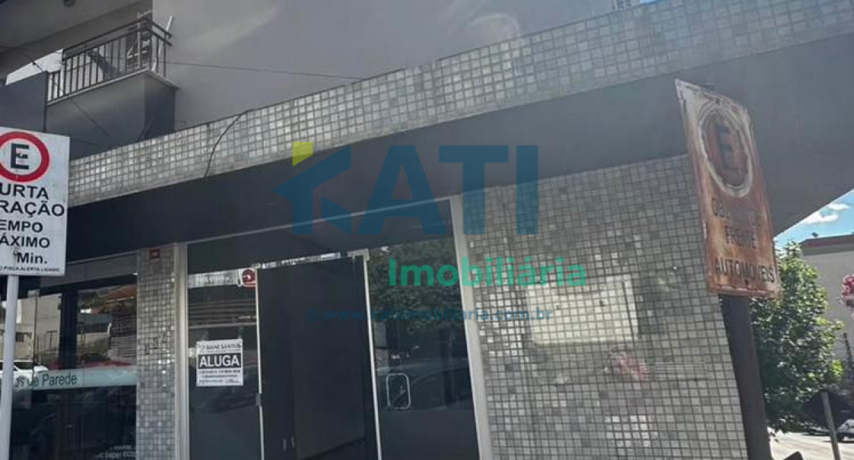 Sala comercial de equina na Rua Guaporé - Rua Guapore