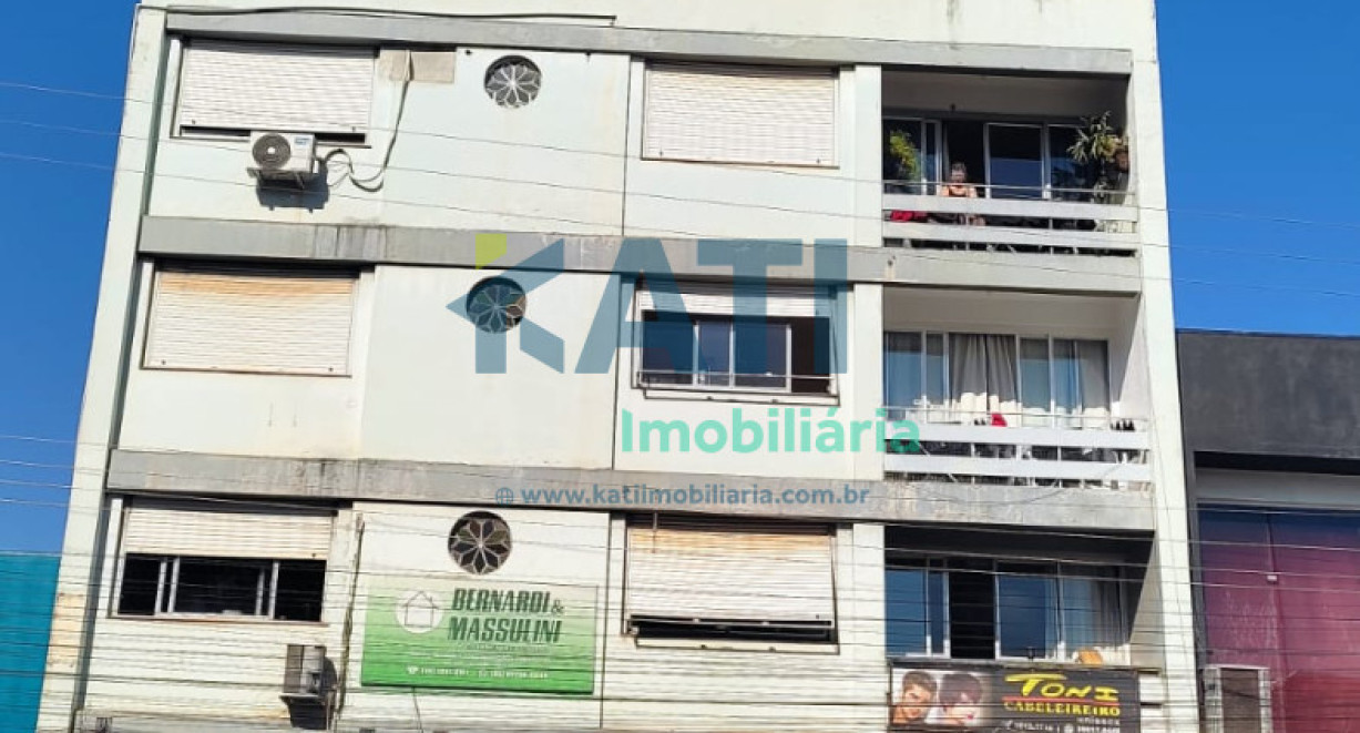 Sala comercial  no 2º andar, Ed. Kerber - Rua Cristóvão Colombo