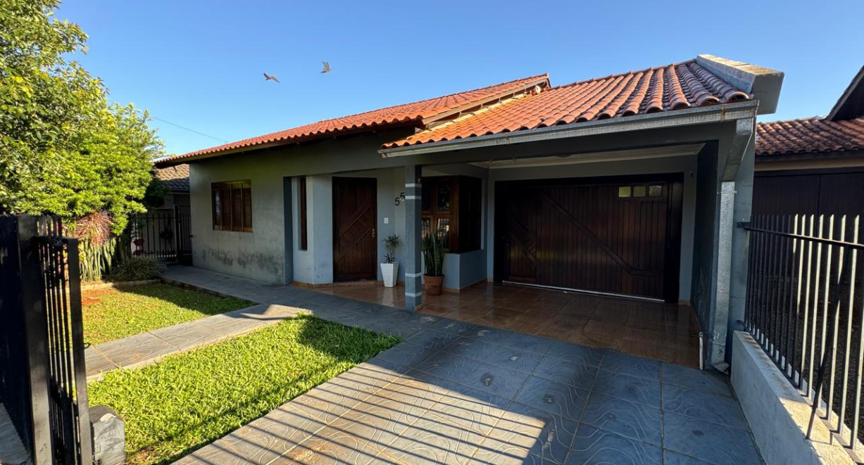 Casa no bairro Glória - Rua Ipê