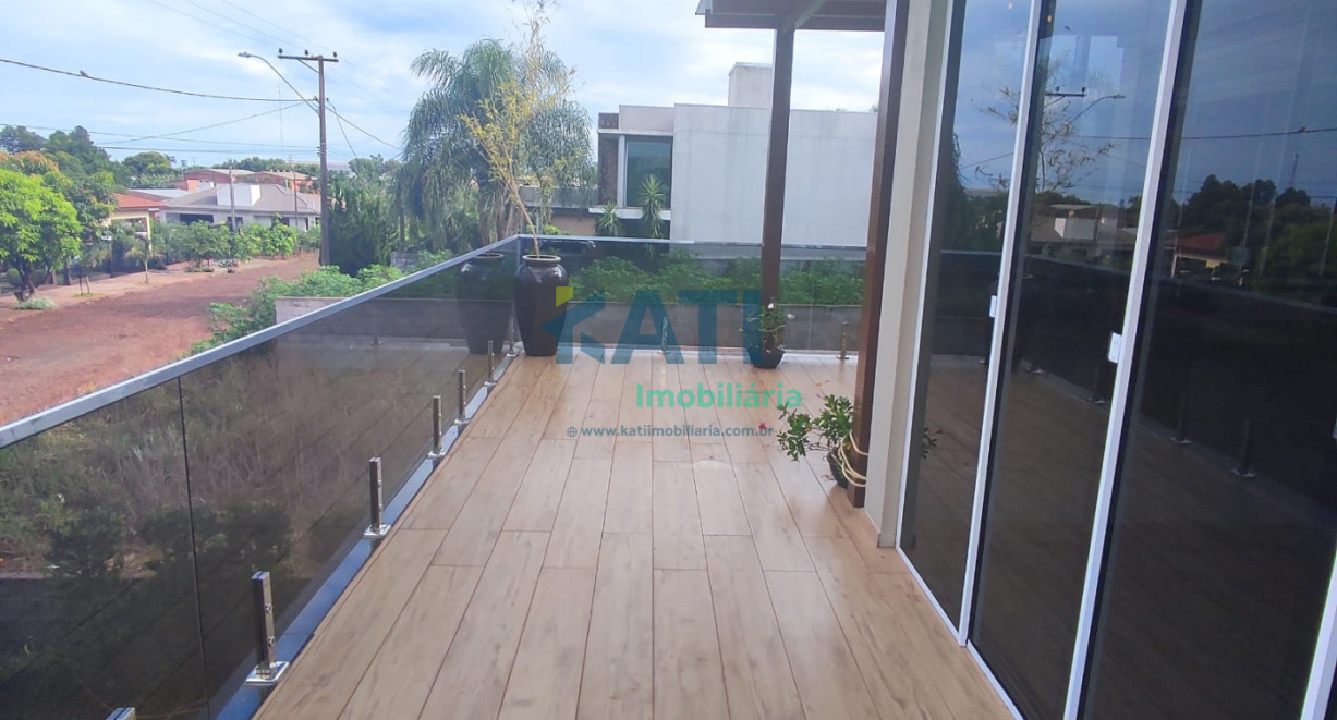 Apartamento mobiliado para locação - Rua Alvino Bieler