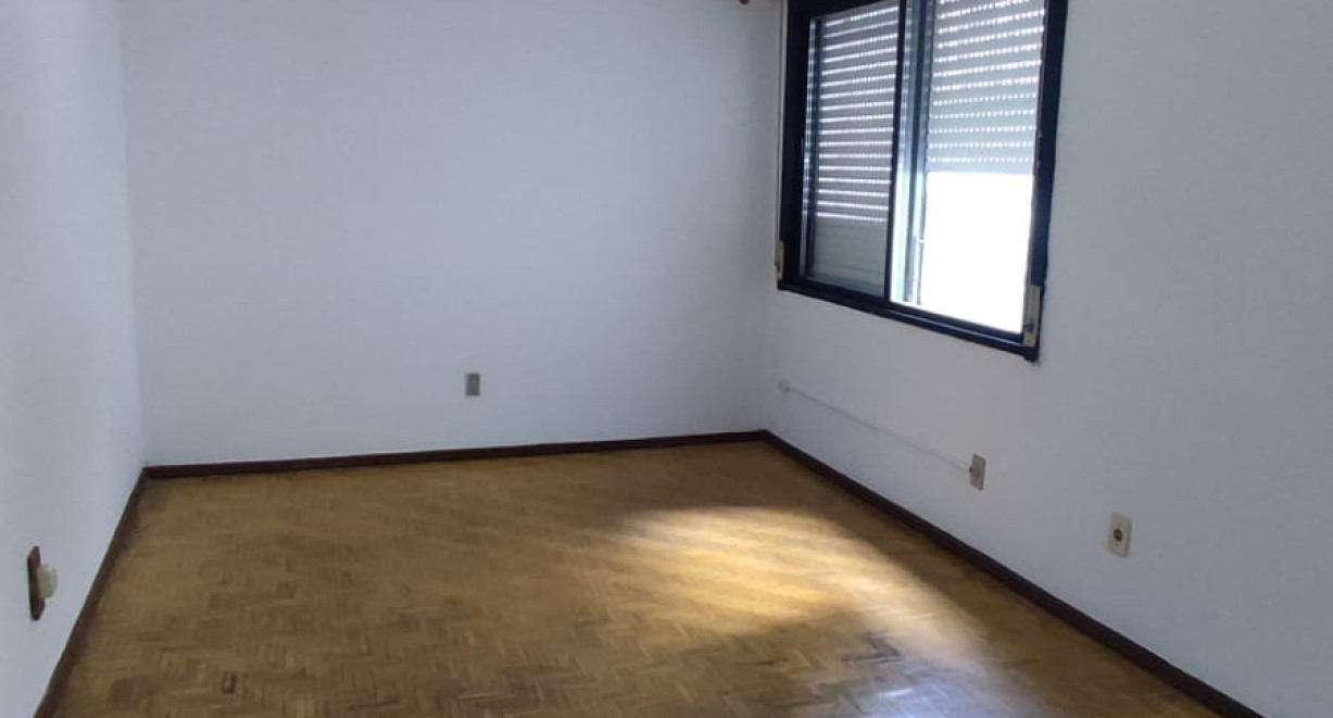 Apartamento no Edifício Santa Rosa - Rua Minas Gerais