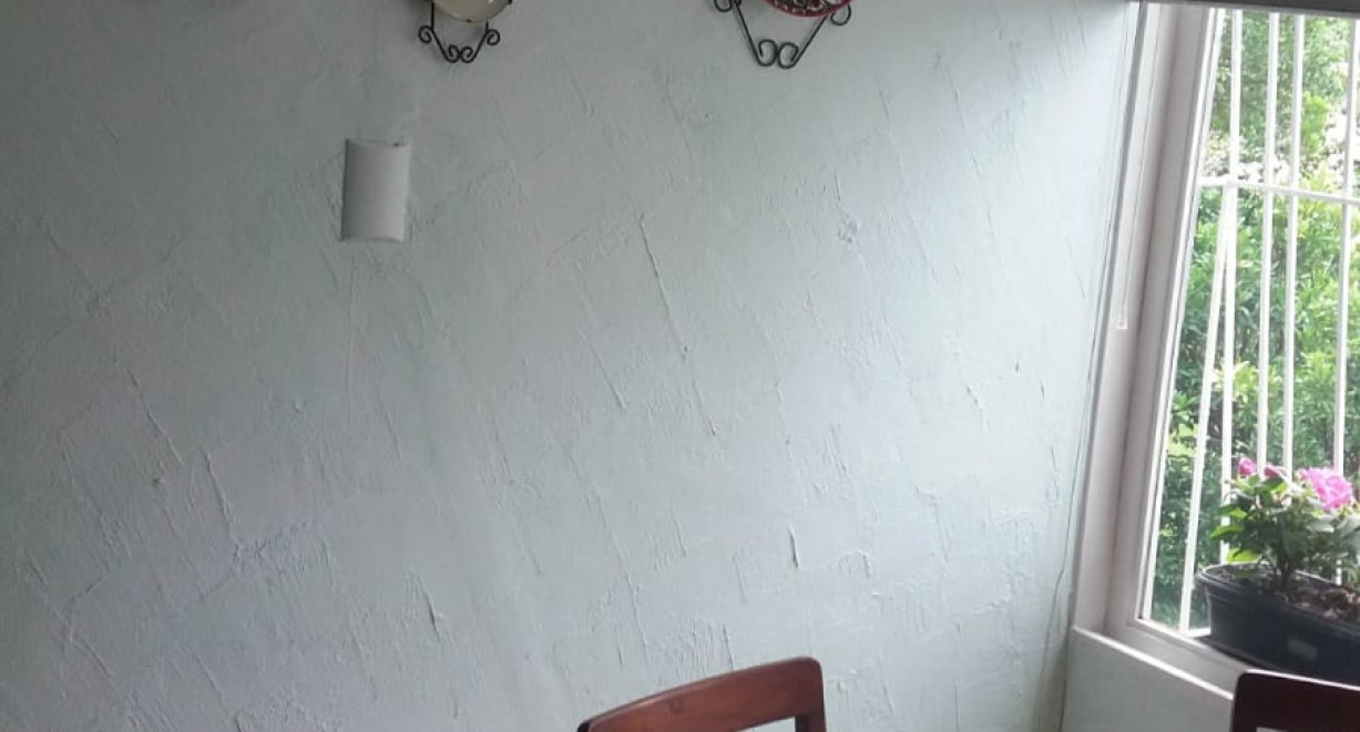 Casa semi mobiliada para locação no centro. - Rua João Dahne
