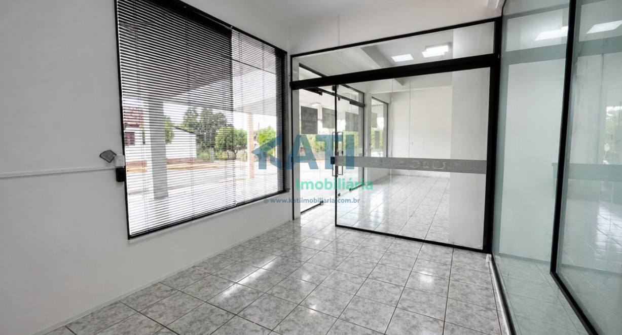 Sala comercial de esquina na Timbaúva - Rua DR. Francisco Timm