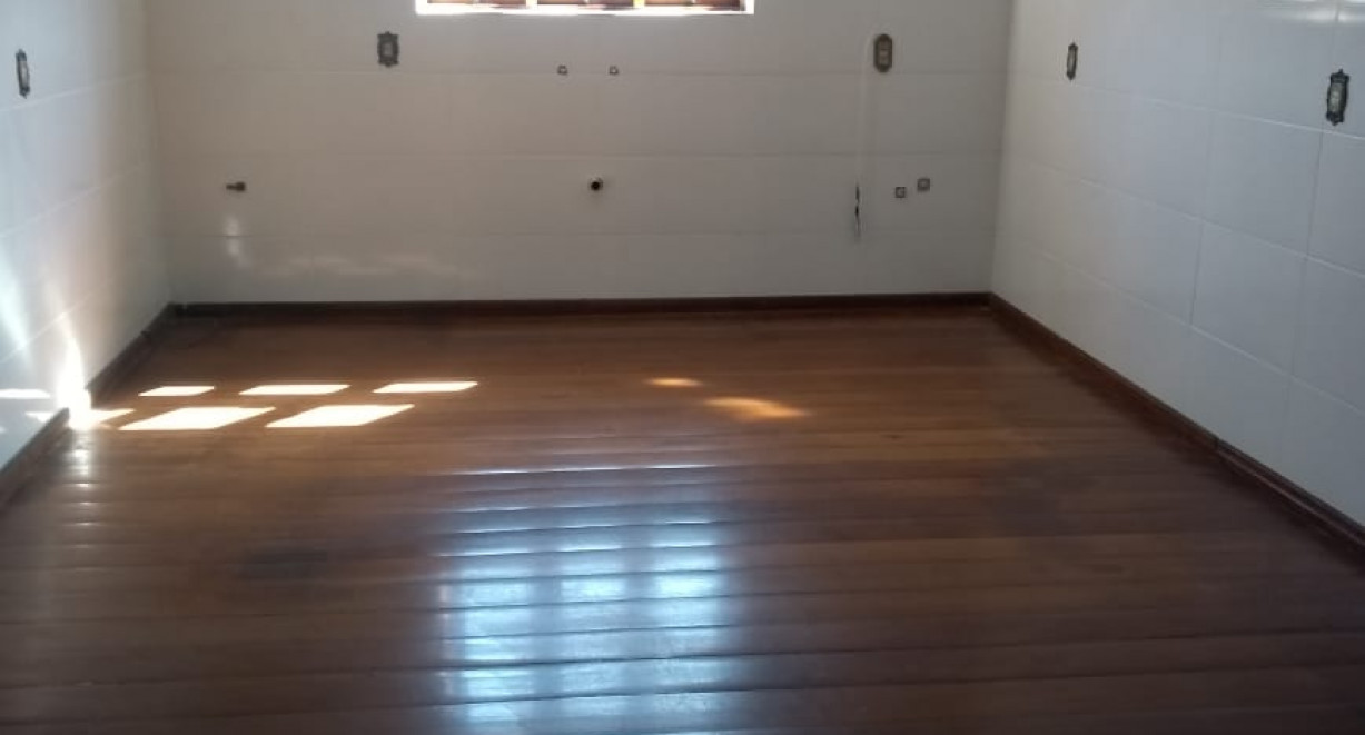 Apartamento e Sala Comercial no Bairro Timbaúva. - Rua Dr Francisco Timm