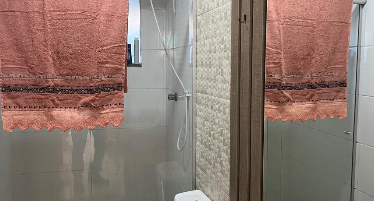 Casa com piscina no bairro Sulina - Rua Itajaí