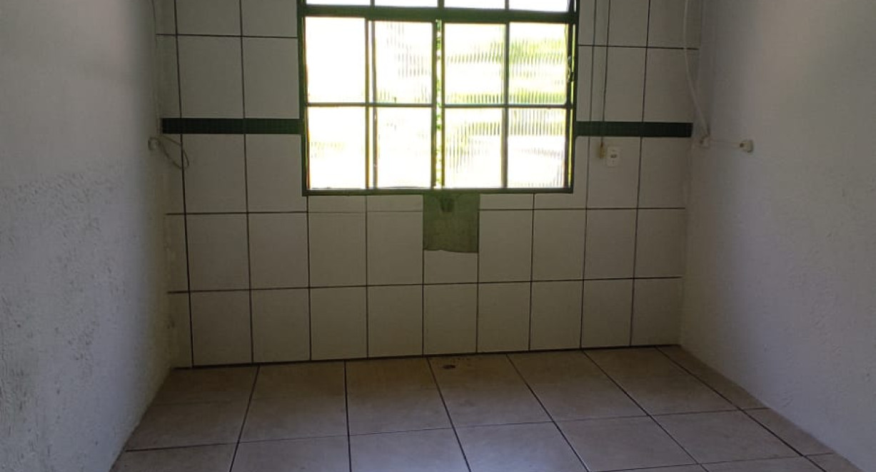 Casa para  venda no bairro Glória - Rua Apolo