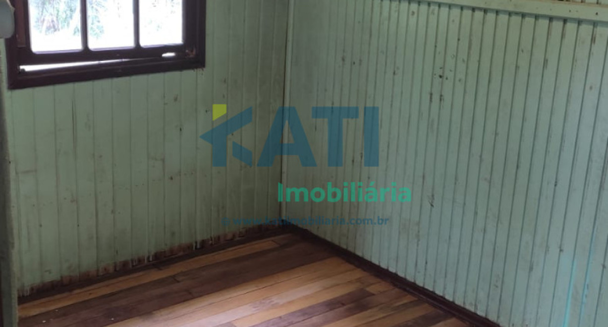 Locação no bairro São Francisco - Rua Saida para Lajeado Figueira