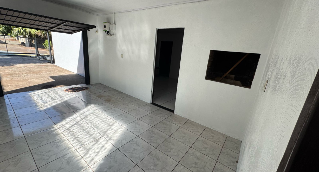 Casa para venda no bairro Sulina - Rua Belo Horizonte