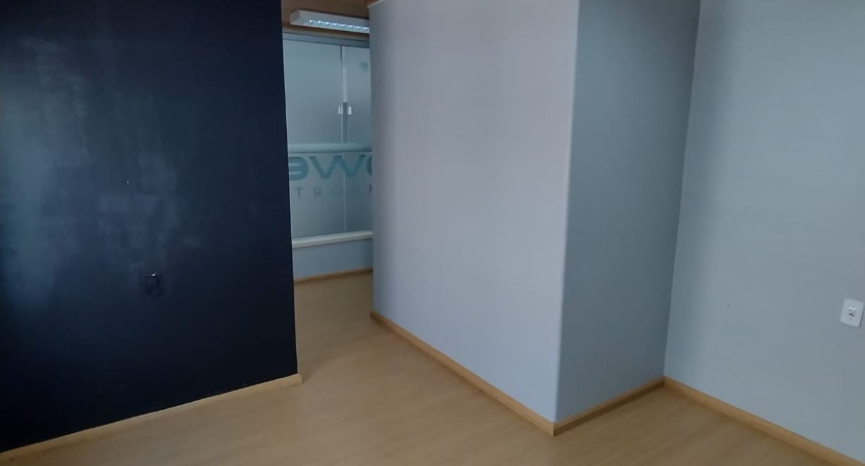 Sala comercial no Ed. Ferramis - Av América