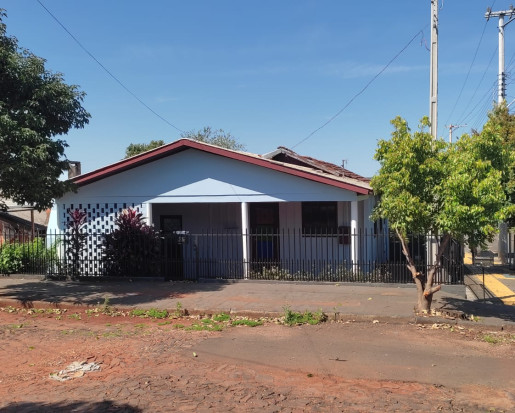 Casa de esquina no bairro Sulina