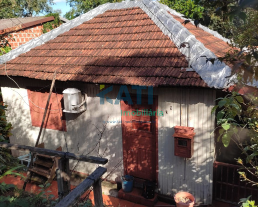 Terreno. A casa não esta sendo valorizada.