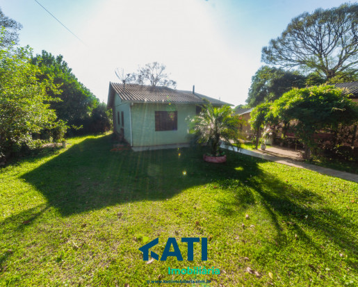 Casa no bairro Cruzeiro, próximo Creche.