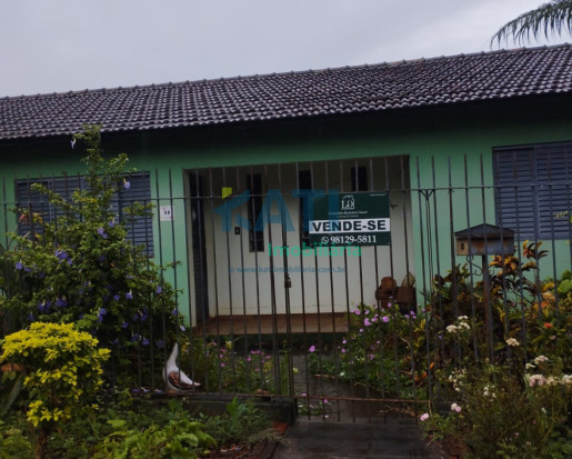 Casa de esquina  na Vila Flores